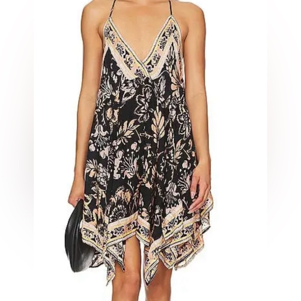 NWT FREE PEOPLE NEW Bali seashell scarf print slip -black combo -M